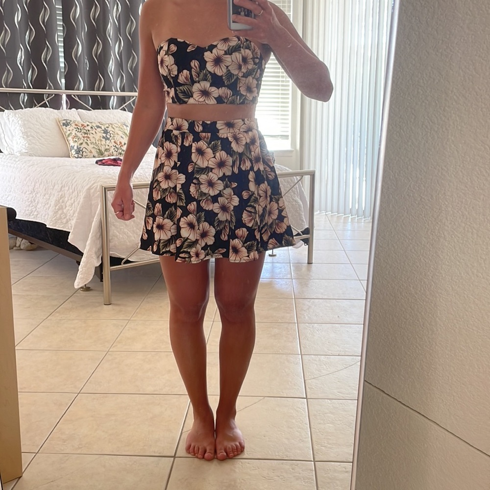 Forever 21 Flower Skirt Set